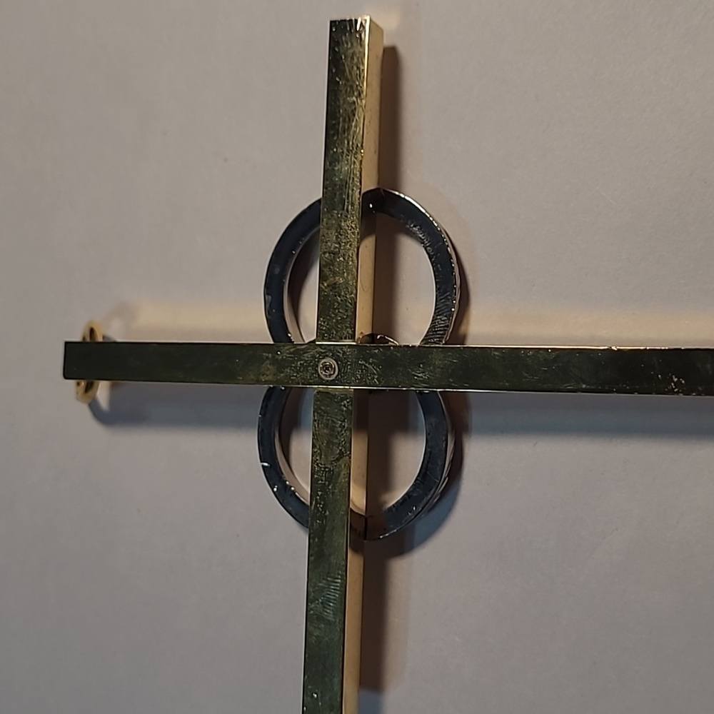 Large Cross ✝️ NWT - Picture 9 of 13